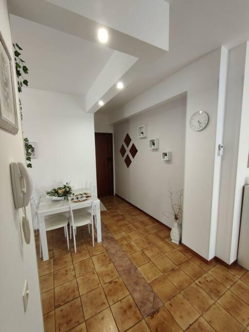 Appartamento Da Nella Giardini-Naxos Buitenkant foto