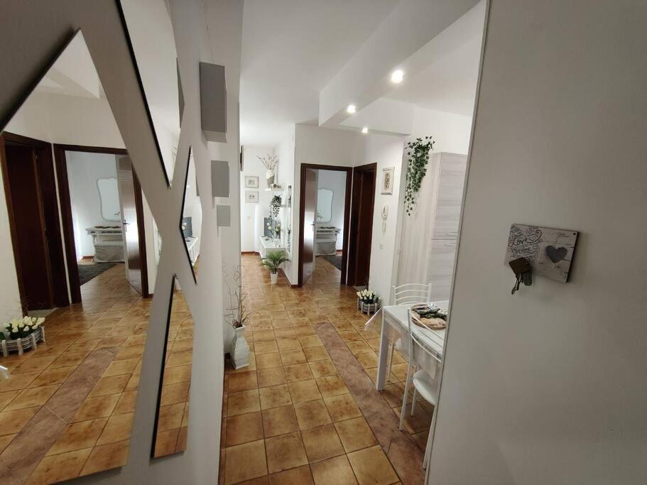 Appartamento Da Nella Giardini-Naxos Buitenkant foto